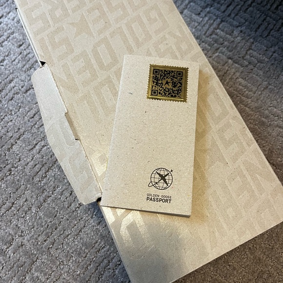 Golden Goose Hi Stars - Picture 7 of 7